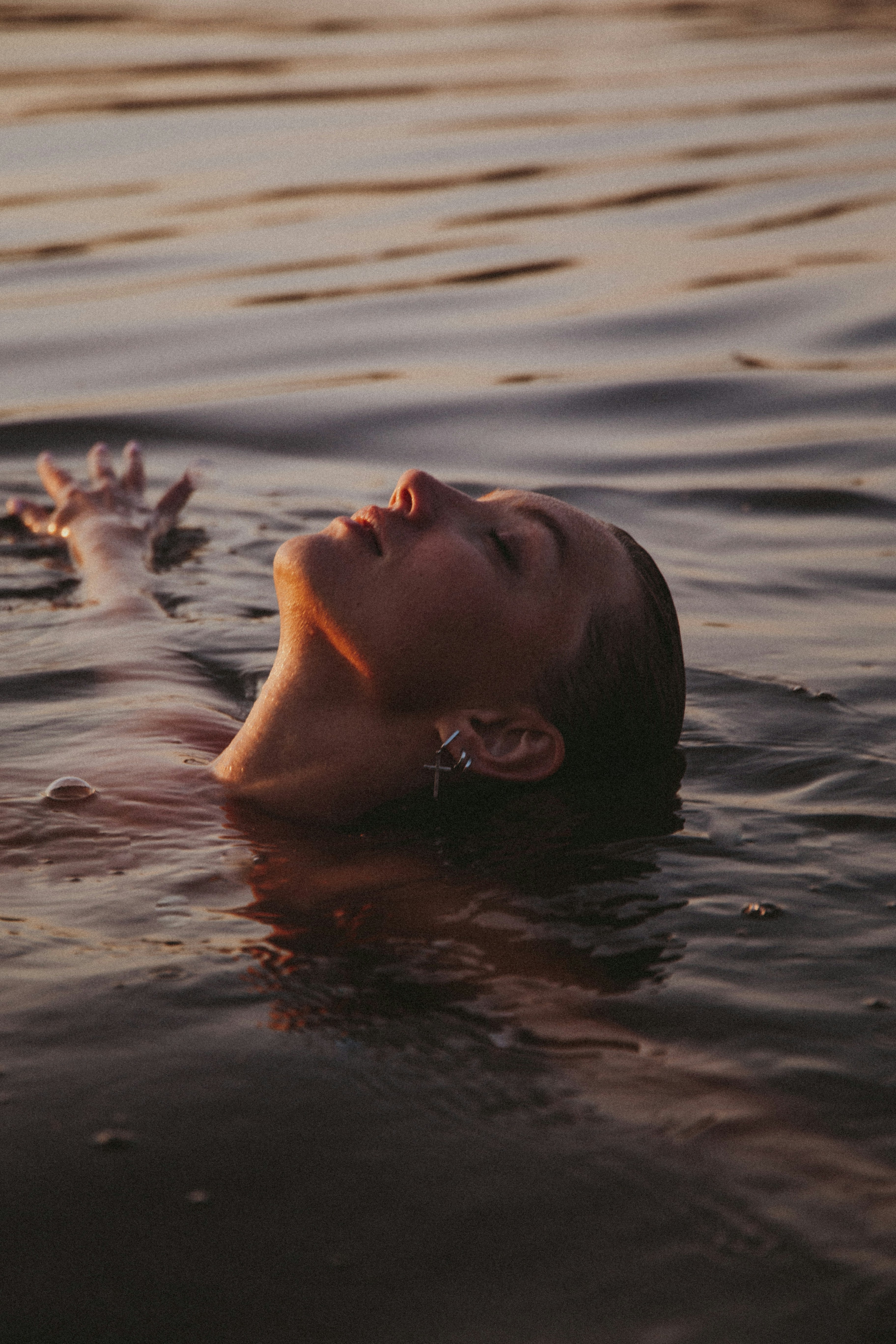 klara-kulikova-v8ePm909ySM-unsplash
